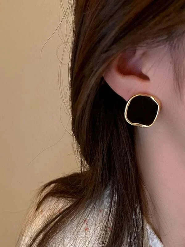 Shein - Geometric Stud Earrings