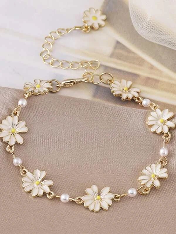 Shein - Flower Bracelet With Faux Pearl Embellishment